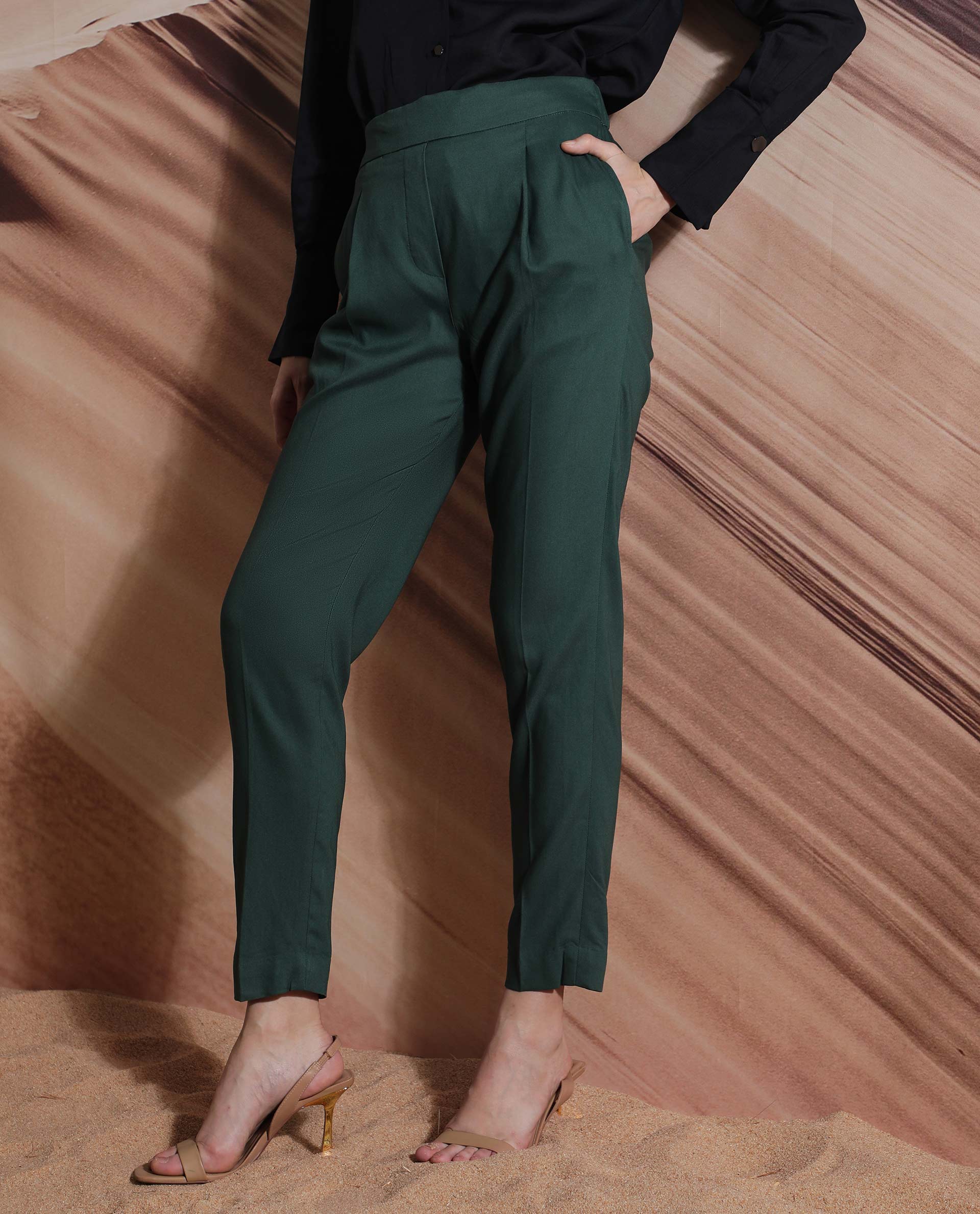 High-rise wide-leg pants in green - Bottega Veneta | Mytheresa